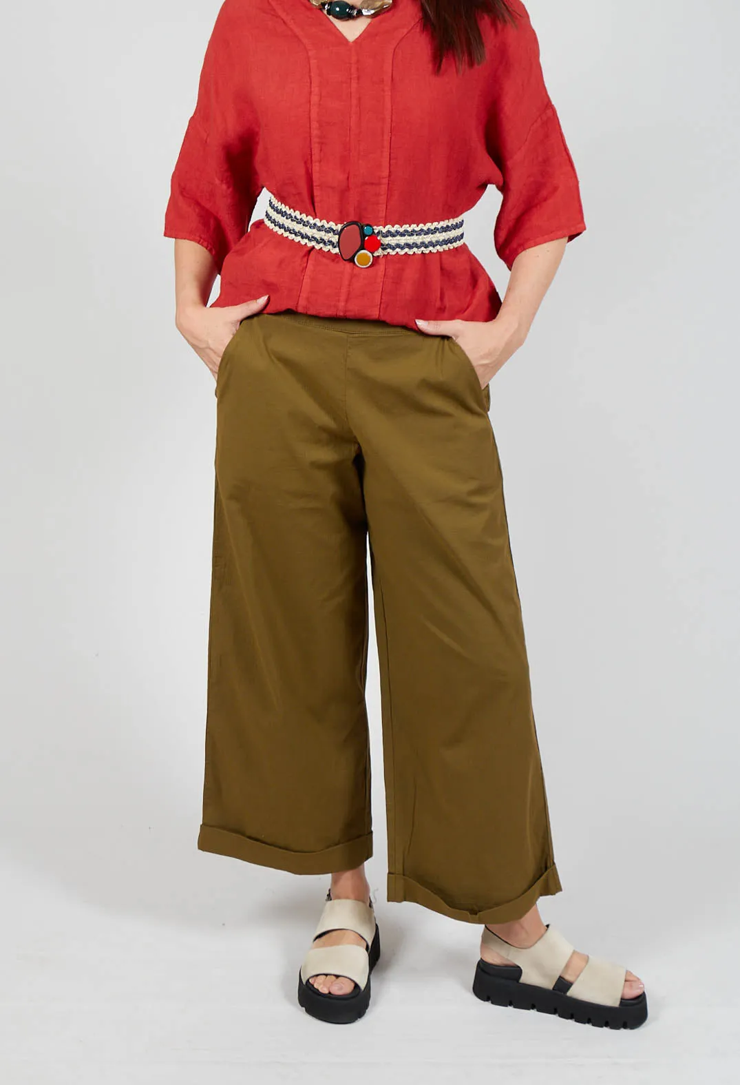 Anasy Pants in Kaki