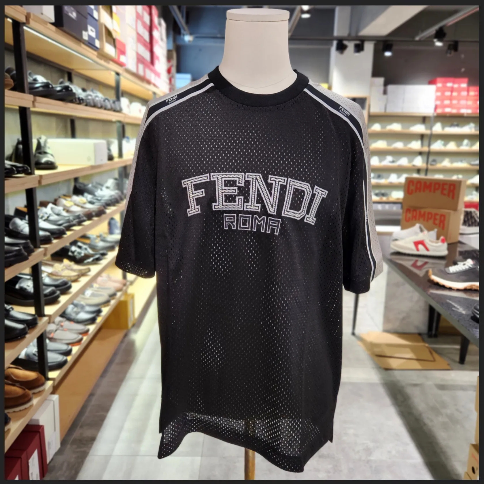 FENDI  |Crew Neck Pullovers Street Style Plain Short Sleeves Logo