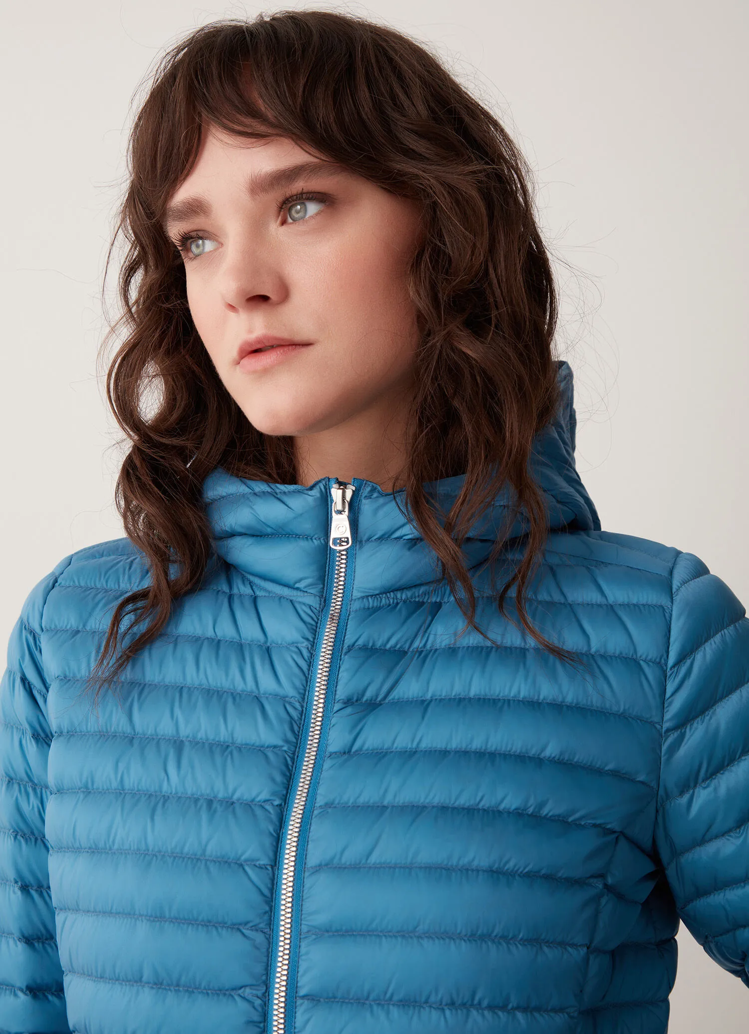 Hooded mid-length down jacket-