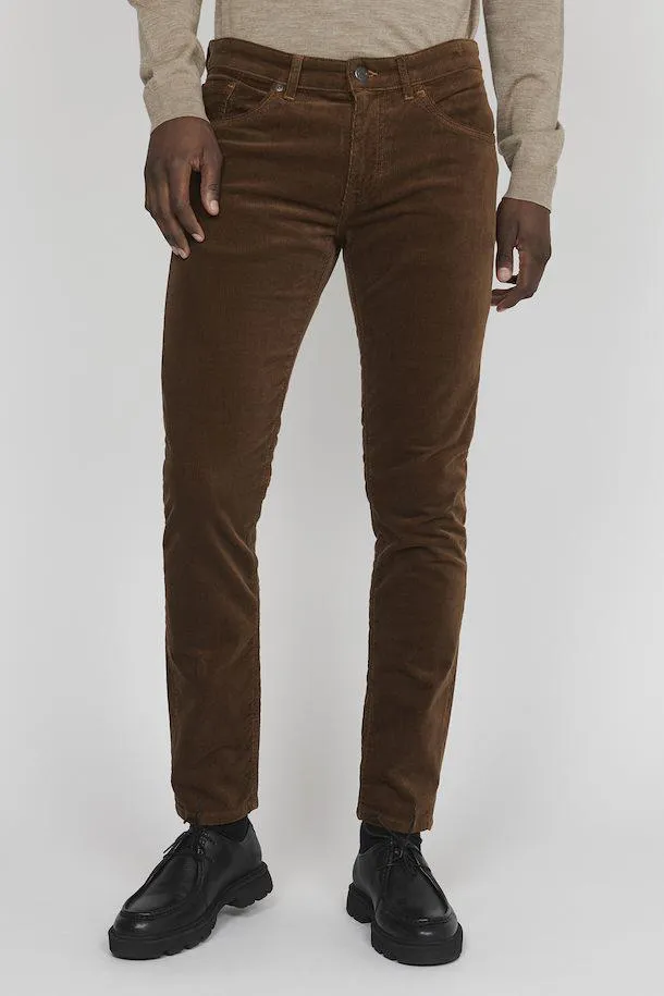 Matinique Mapete Trousers In Nutmeg