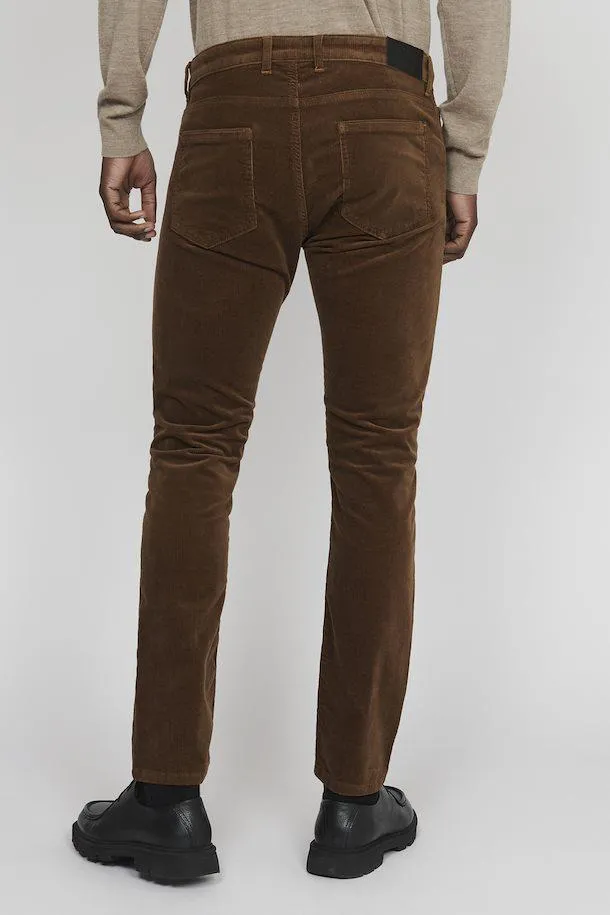 Matinique Mapete Trousers In Nutmeg