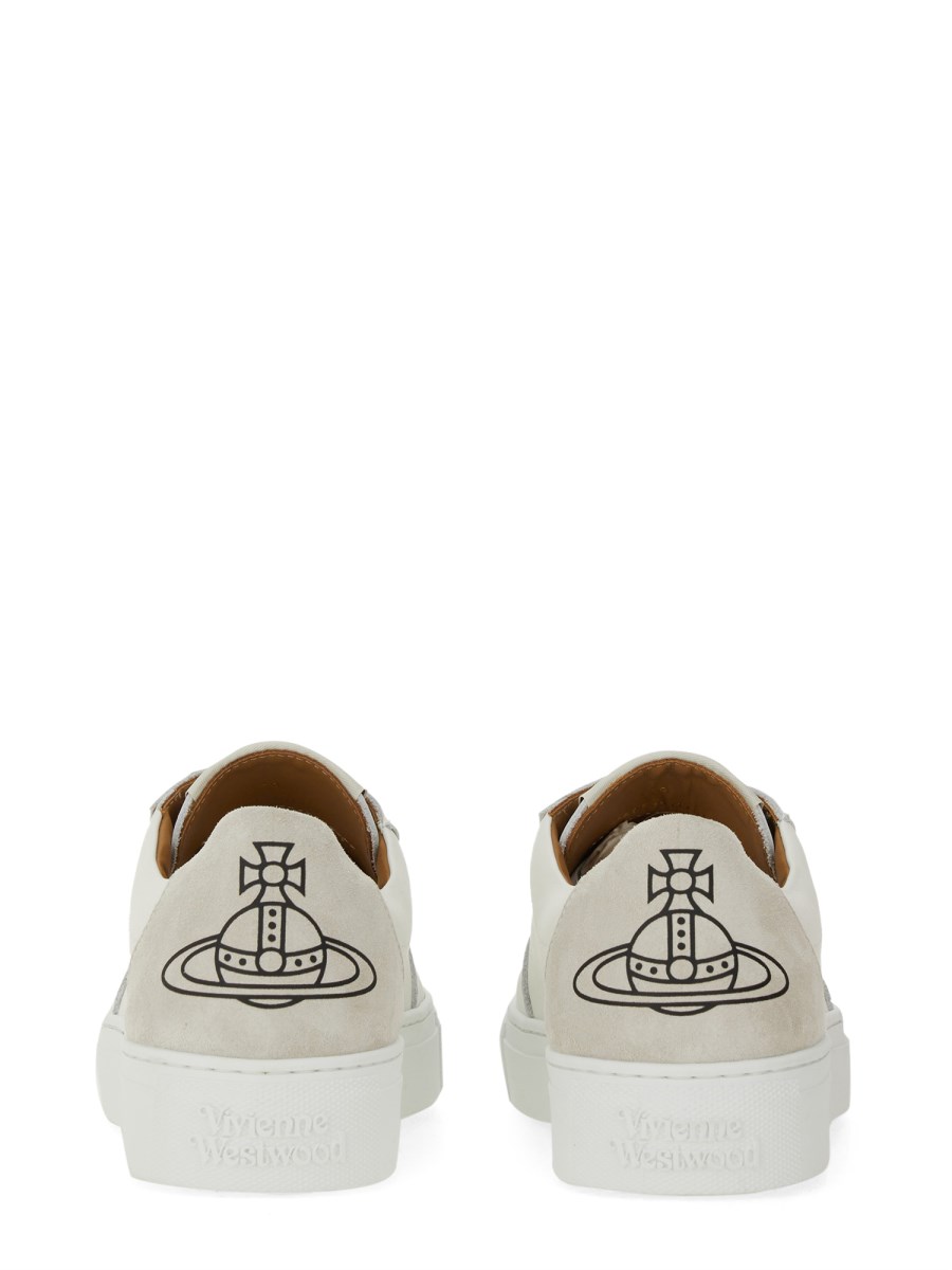 VIVIENNE WESTWOOD      SNEAKER IN PELLE CON LOGO 