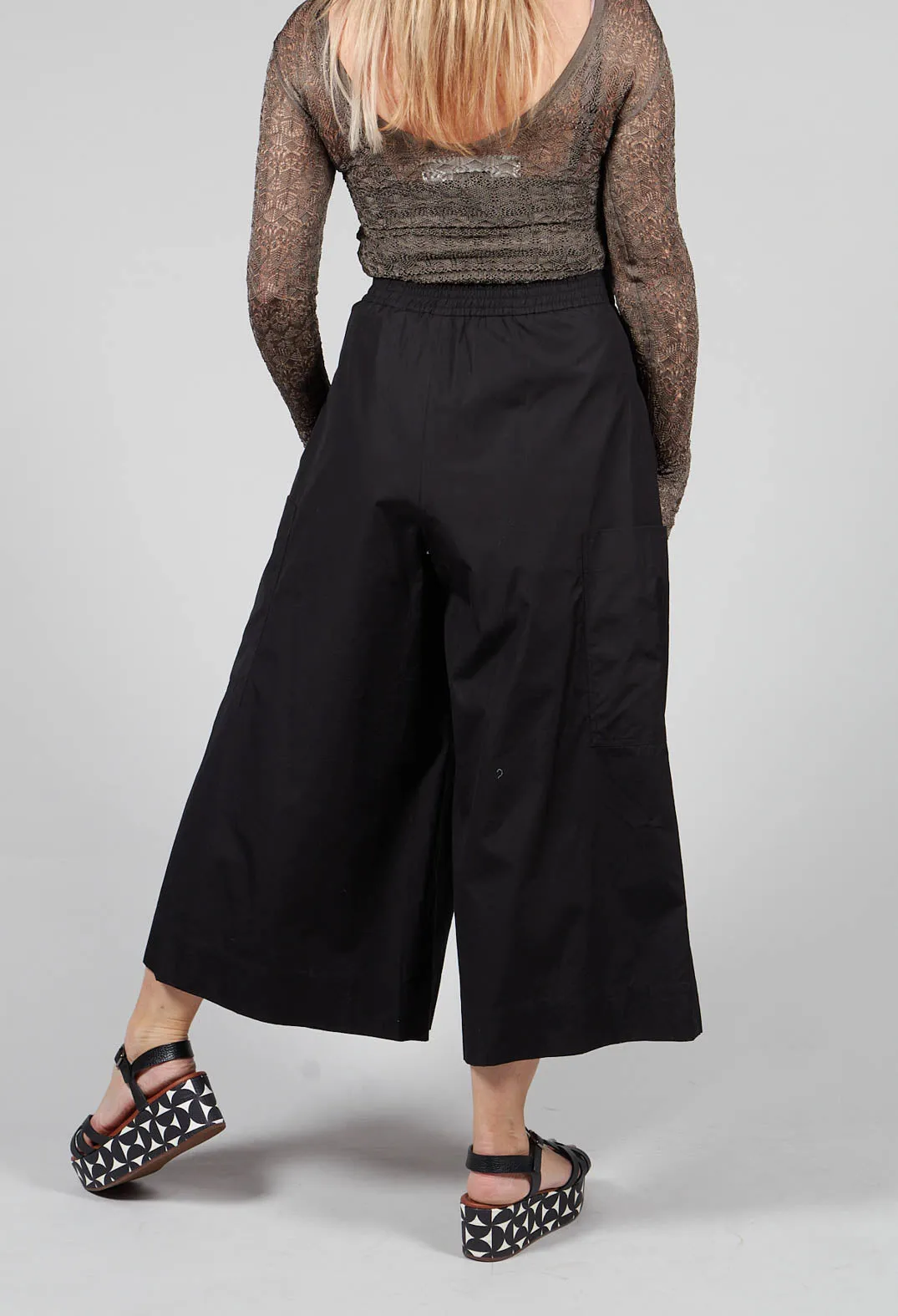 Wide Leg Trousers in Black