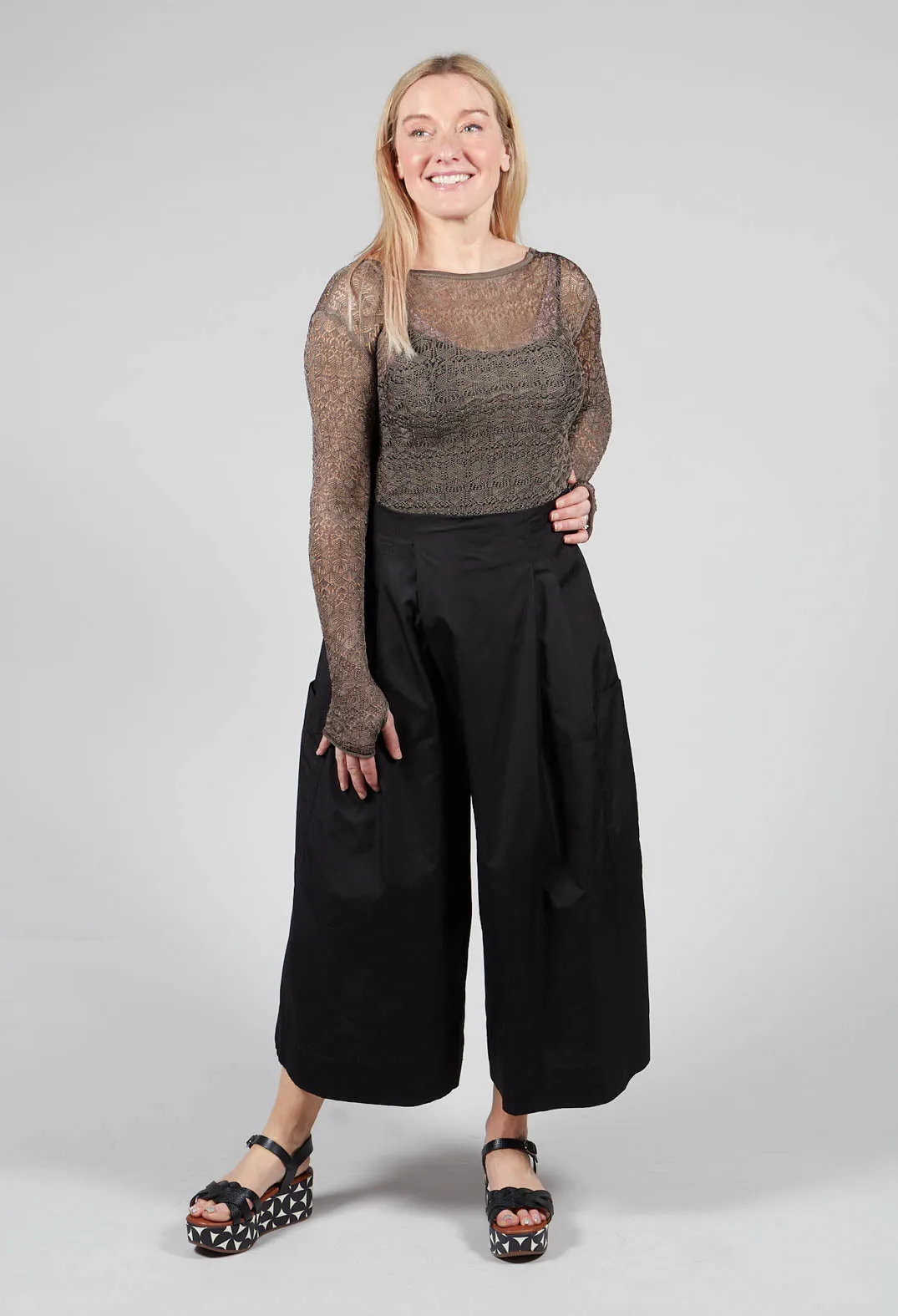 Wide Leg Trousers in Black