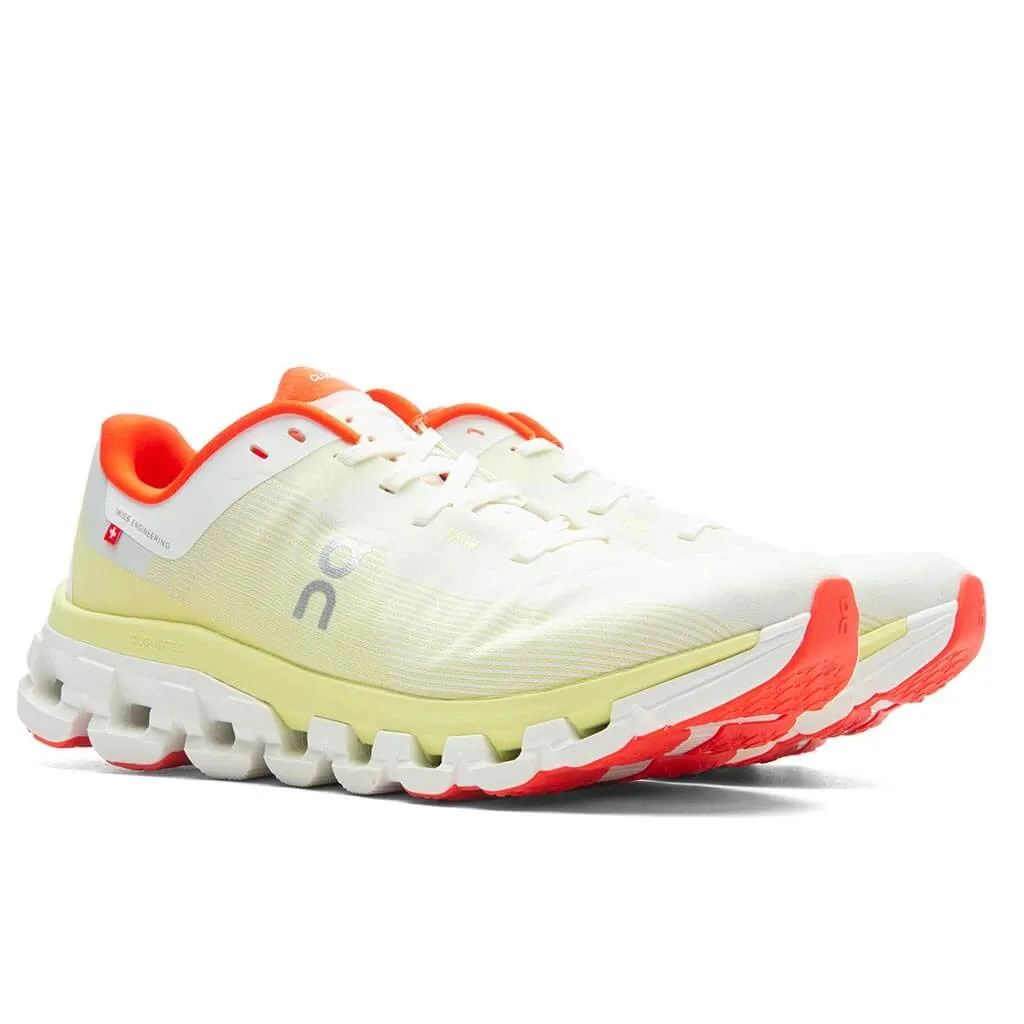 Women's Cloudflow 4 - White/Hay